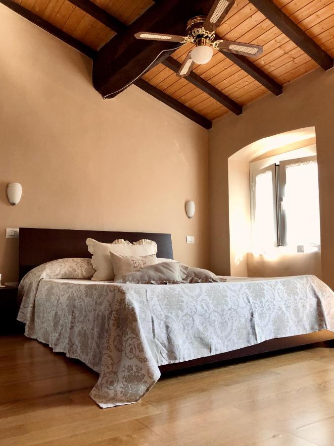 Affittacamere In Piazzetta Sarzana Exterior foto
